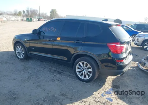 2016 BMW X3 xDrive28I z USA, uszkodzony, nr VIN 5UXWX9C59G0D69792